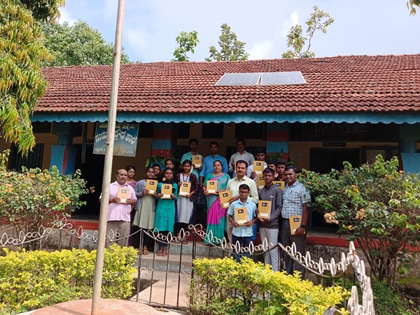 Support to VVS School students